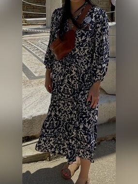 Zara Navy and White Printed Maxi Dress